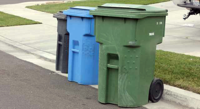 Garbage Containers - City of Turlock (Water Sewer & Garbage Service